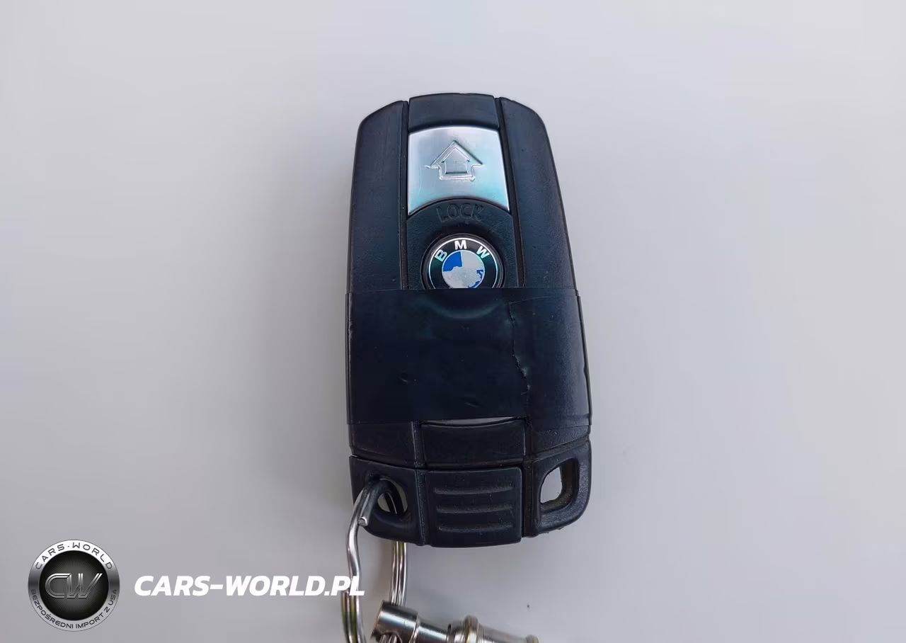 2007 BMW 525Xi VIN:WBANF335X7CW71226 - 11