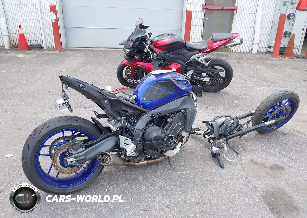 2023 Yamaha Mt09 VIN:JYARN71E2PA003901 - 11