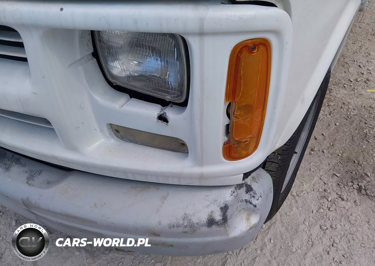 2000 Chevrolet Express Comm Cutaway VIN:1GBHG31R0Y1217779 - 11