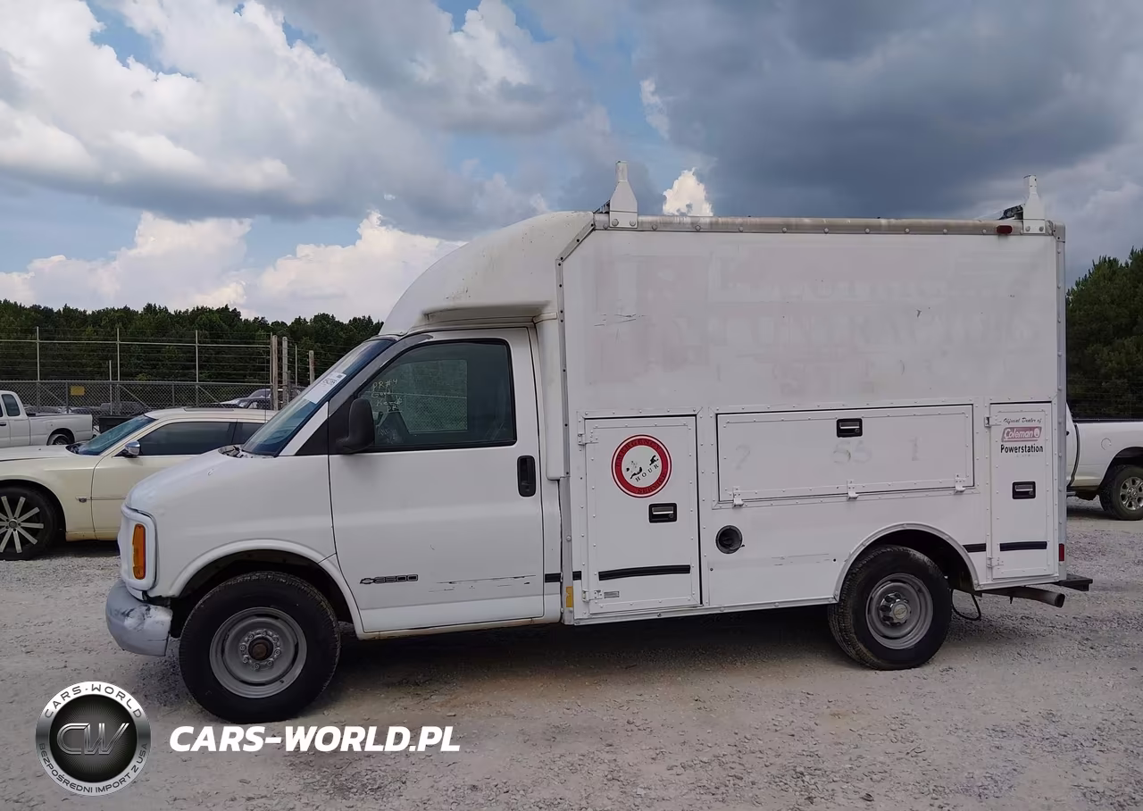 2000 Chevrolet Express Comm Cutaway VIN:1GBHG31R0Y1217779 - 14