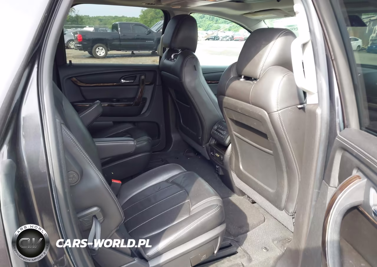 2016 GMC Acadia Denali VIN:1GKKVTKD2GJ218400 - 8
