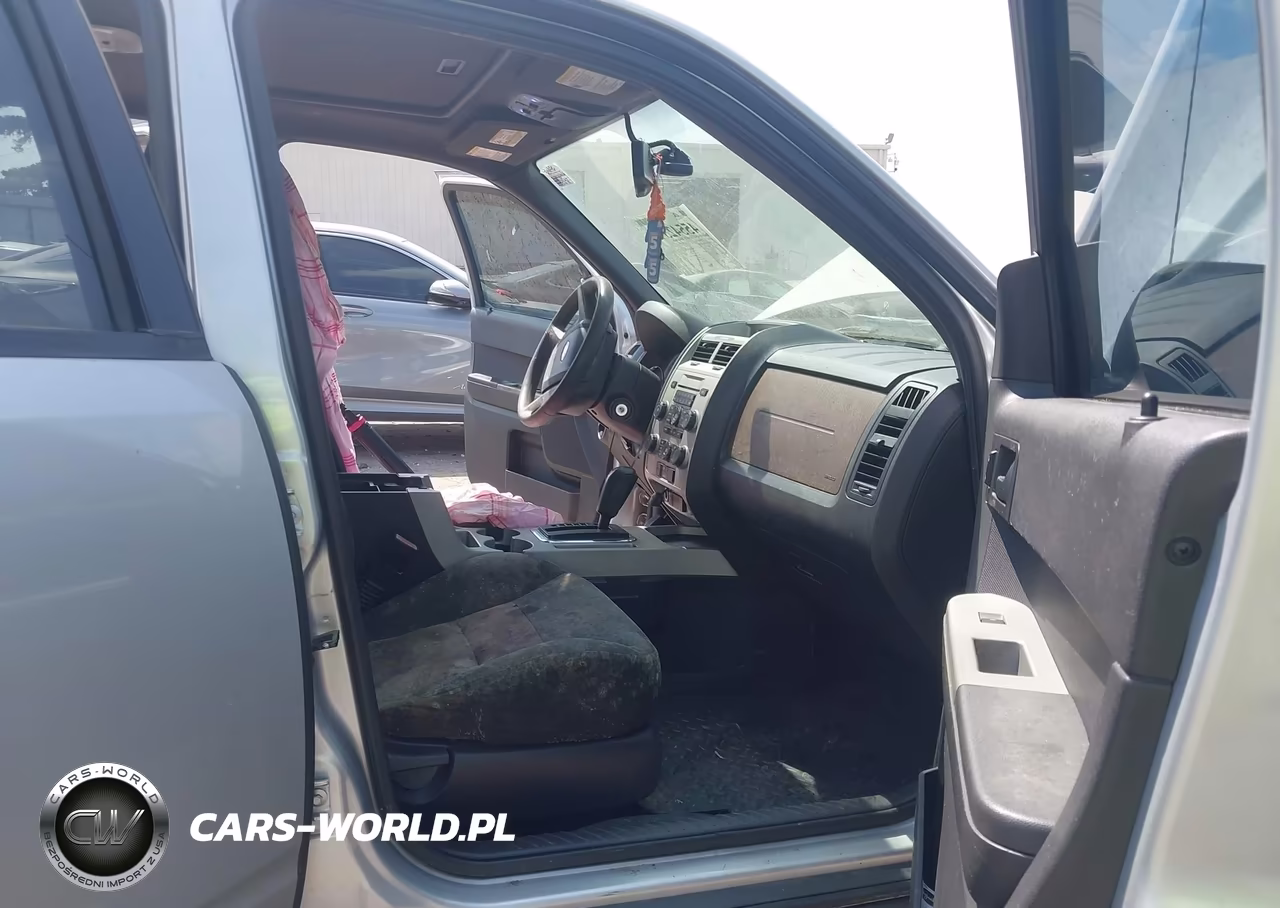 2008 Ford Escape Xlt VIN:1FMCU03Z88KA85905 - 5