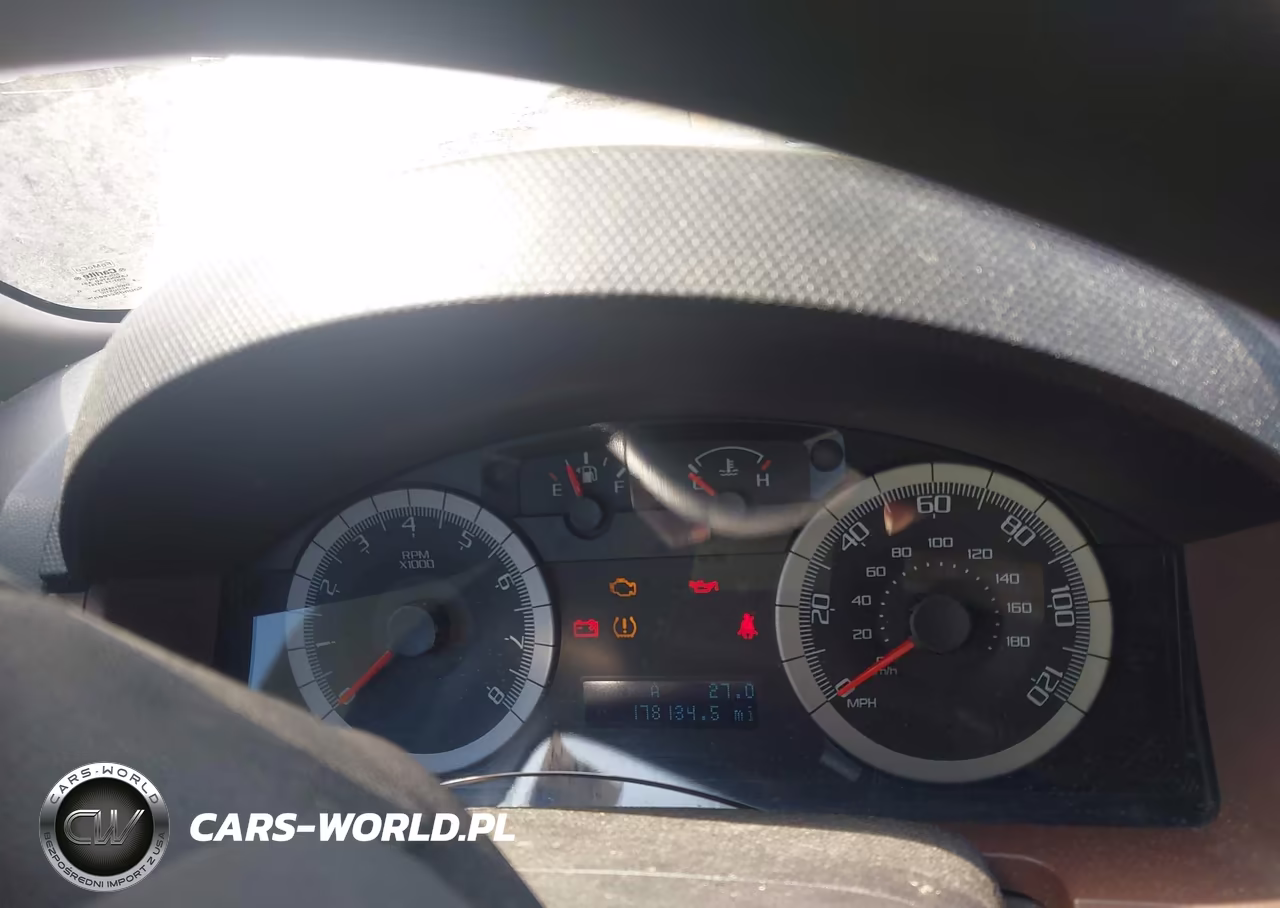 2008 Ford Escape Xlt VIN:1FMCU03Z88KA85905 - 7
