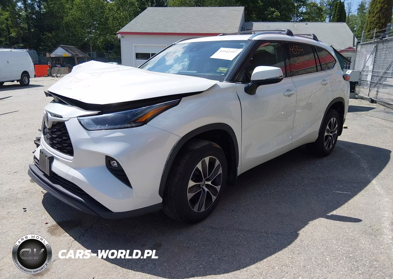 2021 Toyota Highlander Xle VIN:5TDGZRBH8MS543224 - 2