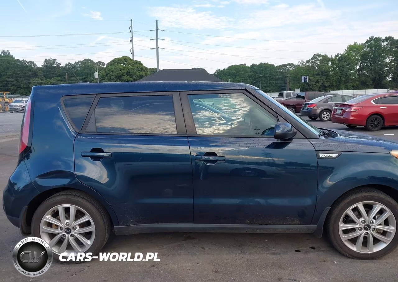 2019 Kia Soul + VIN:KNDJP3A5XK7013439 - 13