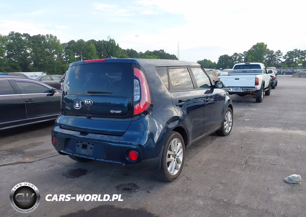 2019 Kia Soul + VIN:KNDJP3A5XK7013439 - 4