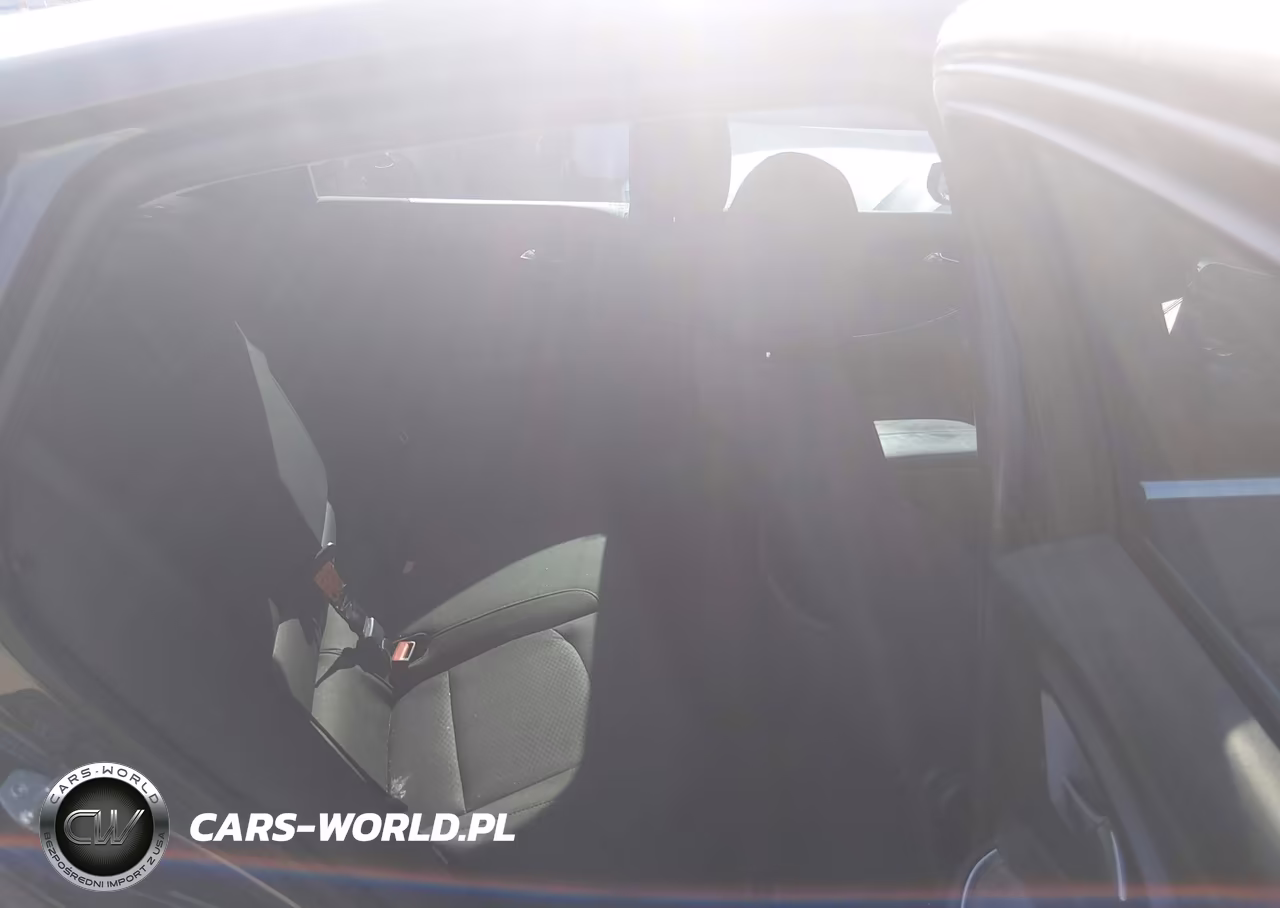 2019 Chevrolet Malibu Lt VIN:1G1ZD5ST2KF109763 - 8