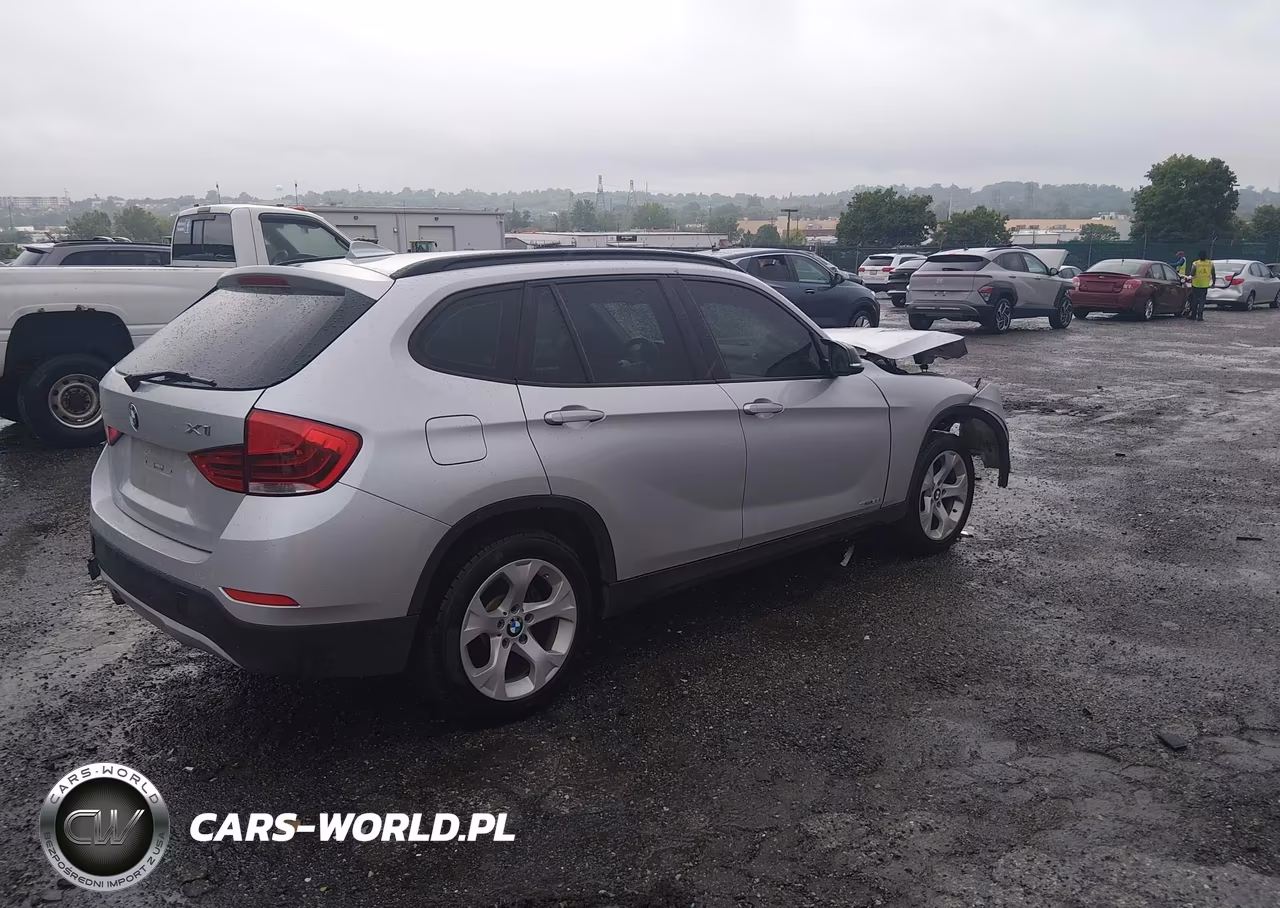 2013 BMW X1 Sdrive28I VIN:WBAVM1C50DVW45051 - 4