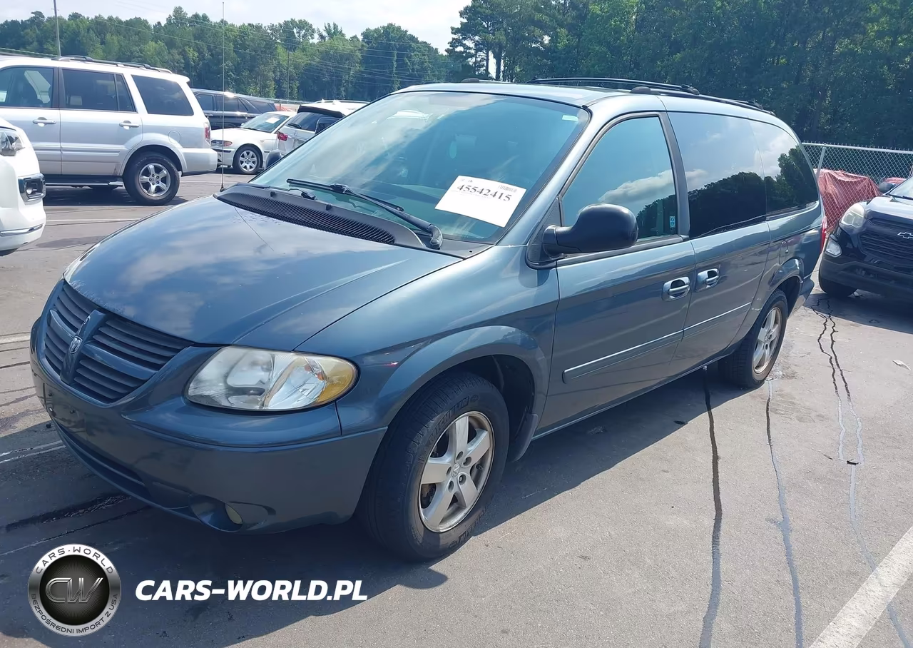 2005 Dodge Caravan Sxt VIN:2D4GP44L15R134392 - 2