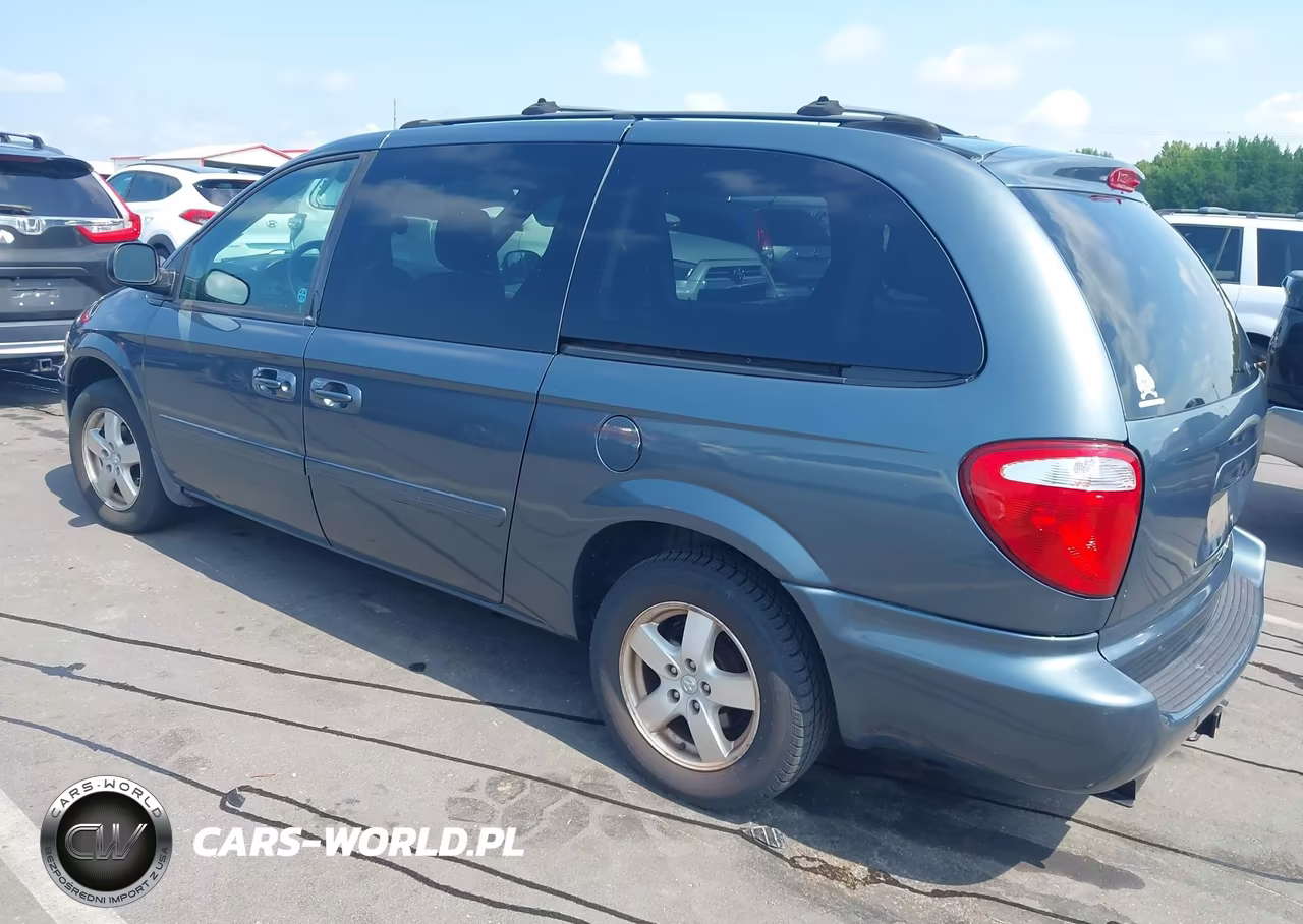 2005 Dodge Caravan Sxt VIN:2D4GP44L15R134392 - 3