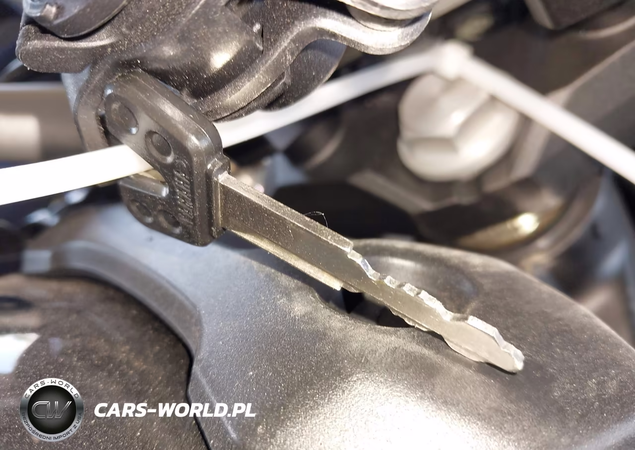 2014 Yamaha Fz09 VIN:JYARN33E0EA003897 - 11