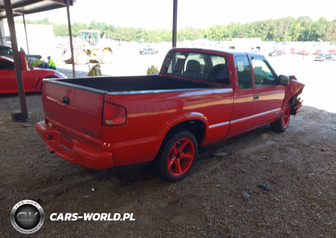 2000 Chevrolet S-10 Ls VIN:1GCCS1957YK226161 - 4