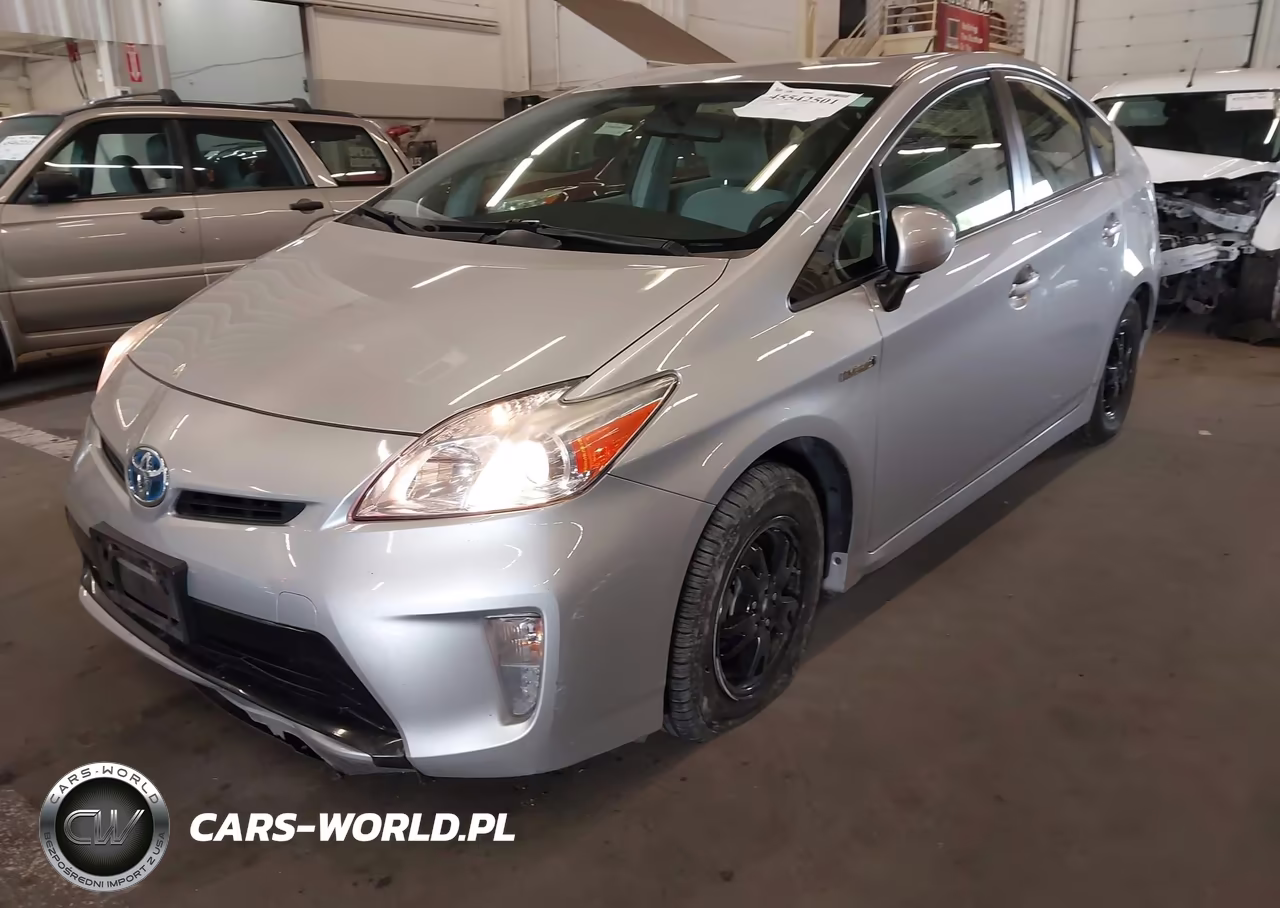 2013 Toyota Prius Two VIN:JTDKN3DU0D5545648 - 6