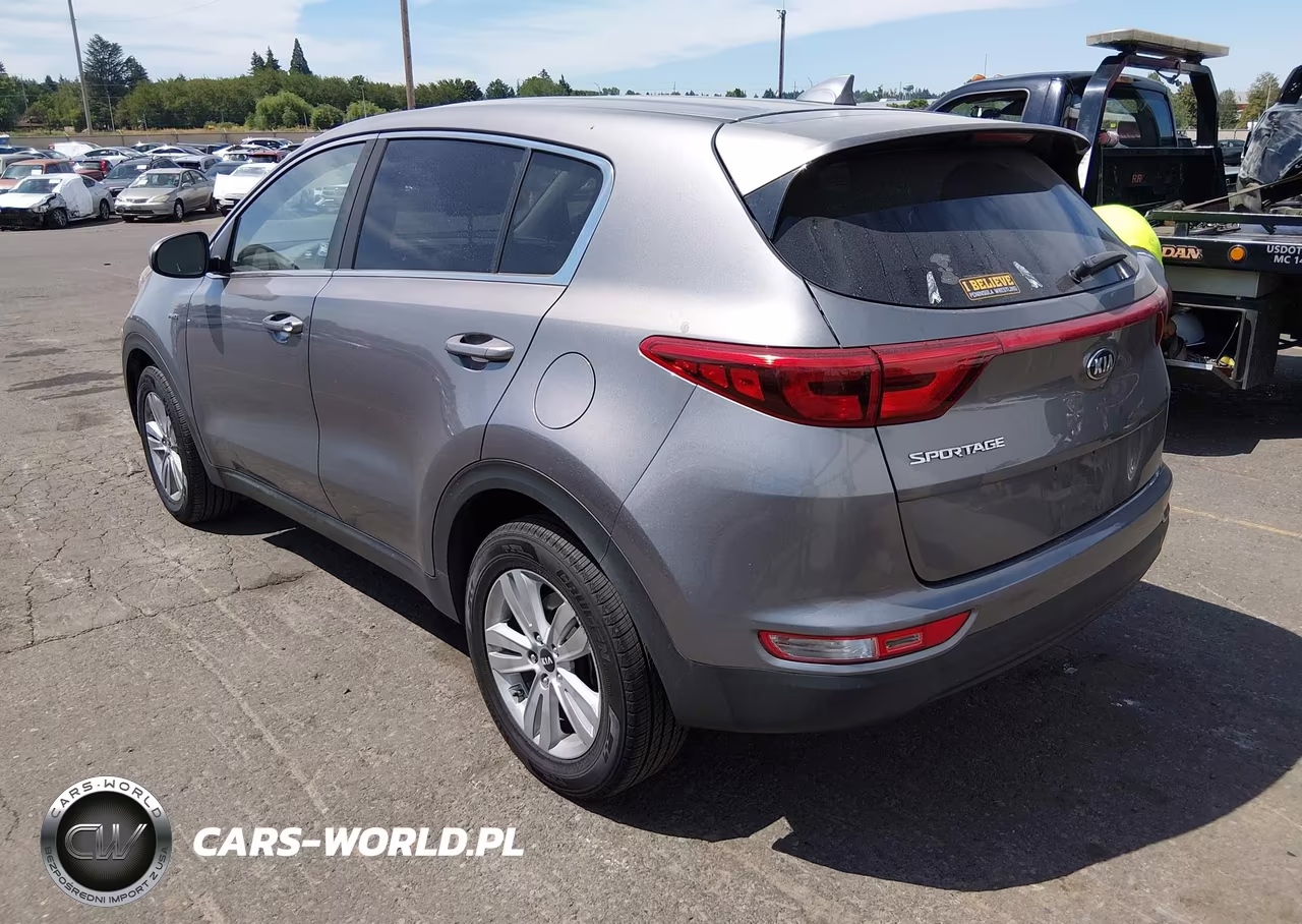 2018 Kia Sportage Lx VIN:KNDPMCAC3J7469976 - 3