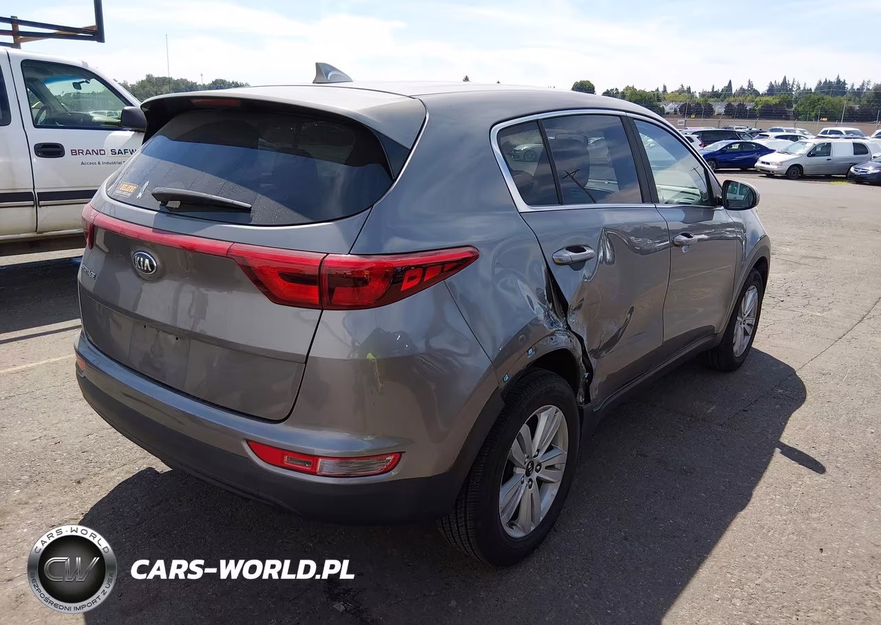 2018 Kia Sportage Lx VIN:KNDPMCAC3J7469976 - 4