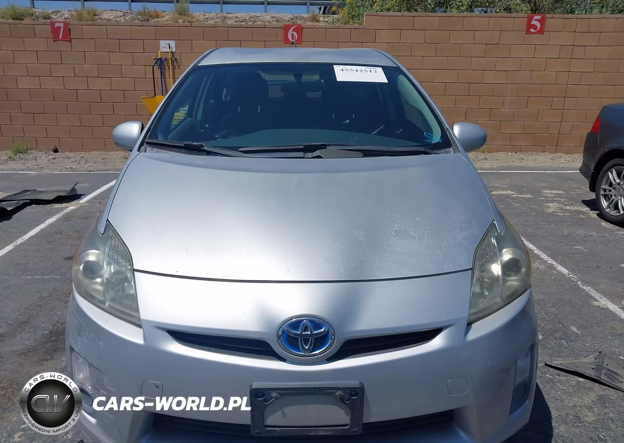 2011 Toyota Prius Two VIN:JTDKN3DU9B0250106 - 12