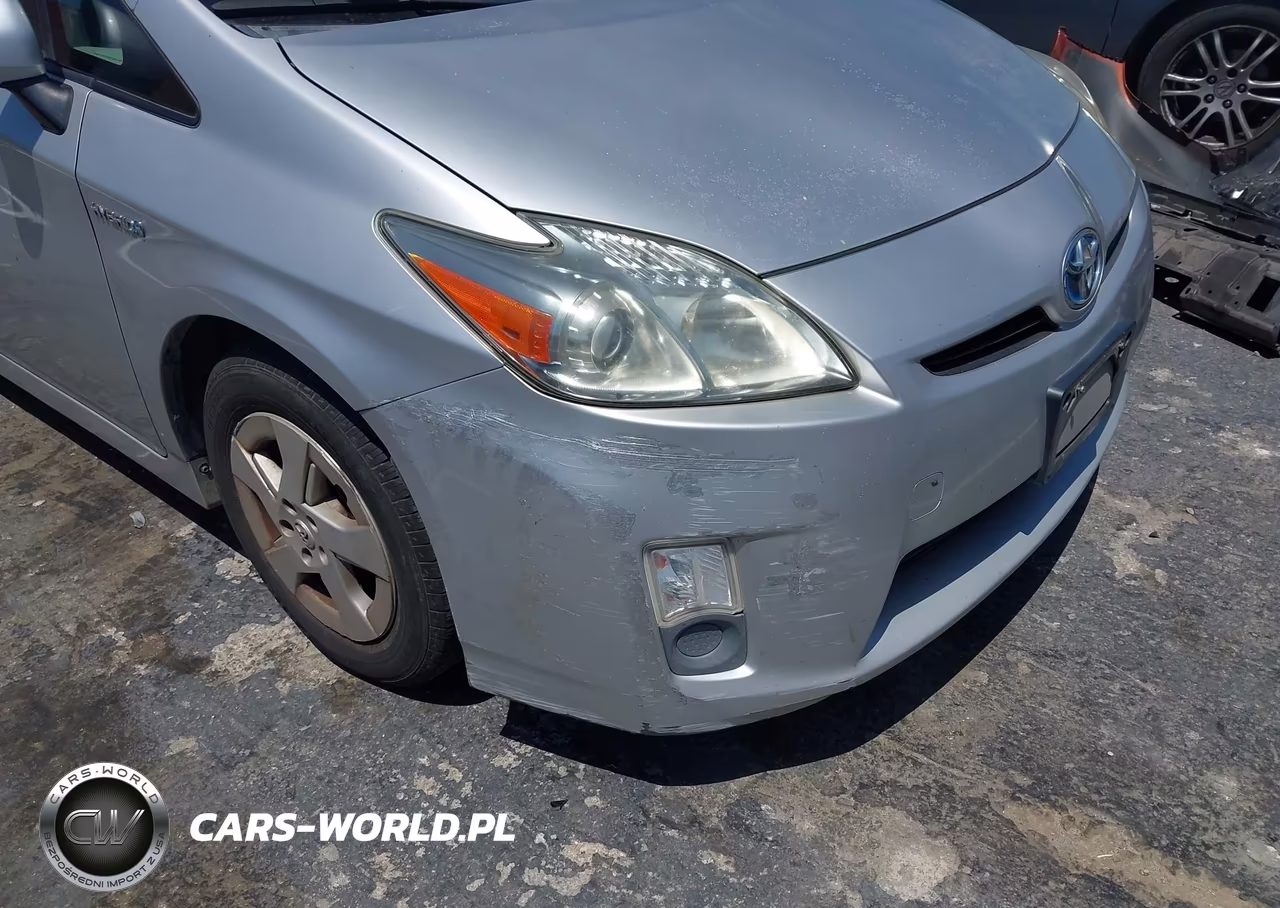 2011 Toyota Prius Two VIN:JTDKN3DU9B0250106 - 6