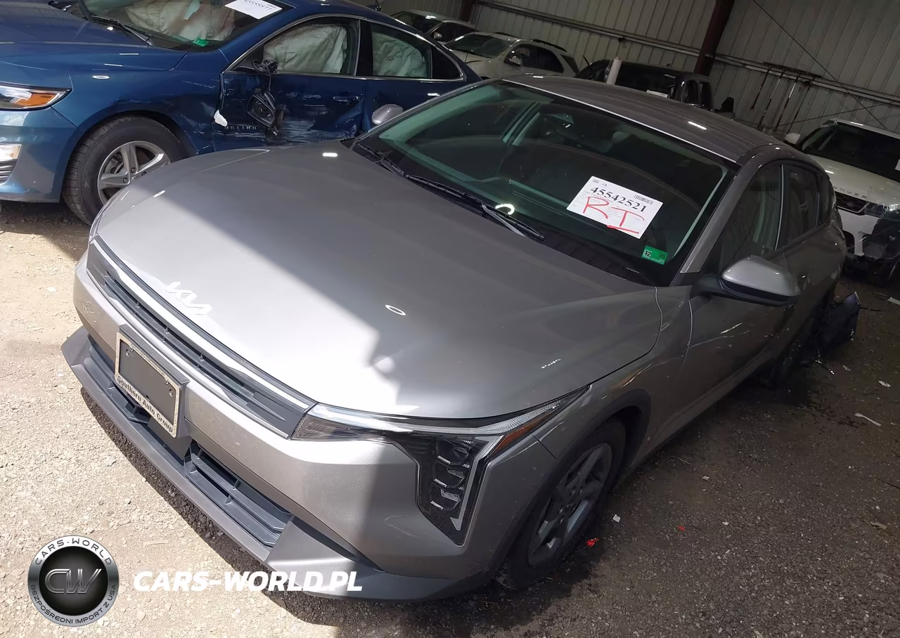 2025 Kia K4 Lxs VIN:3KPFT4DE0SE227875 - 2