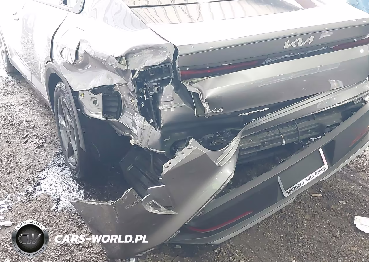 2025 Kia K4 Lxs VIN:3KPFT4DE0SE227875 - 6
