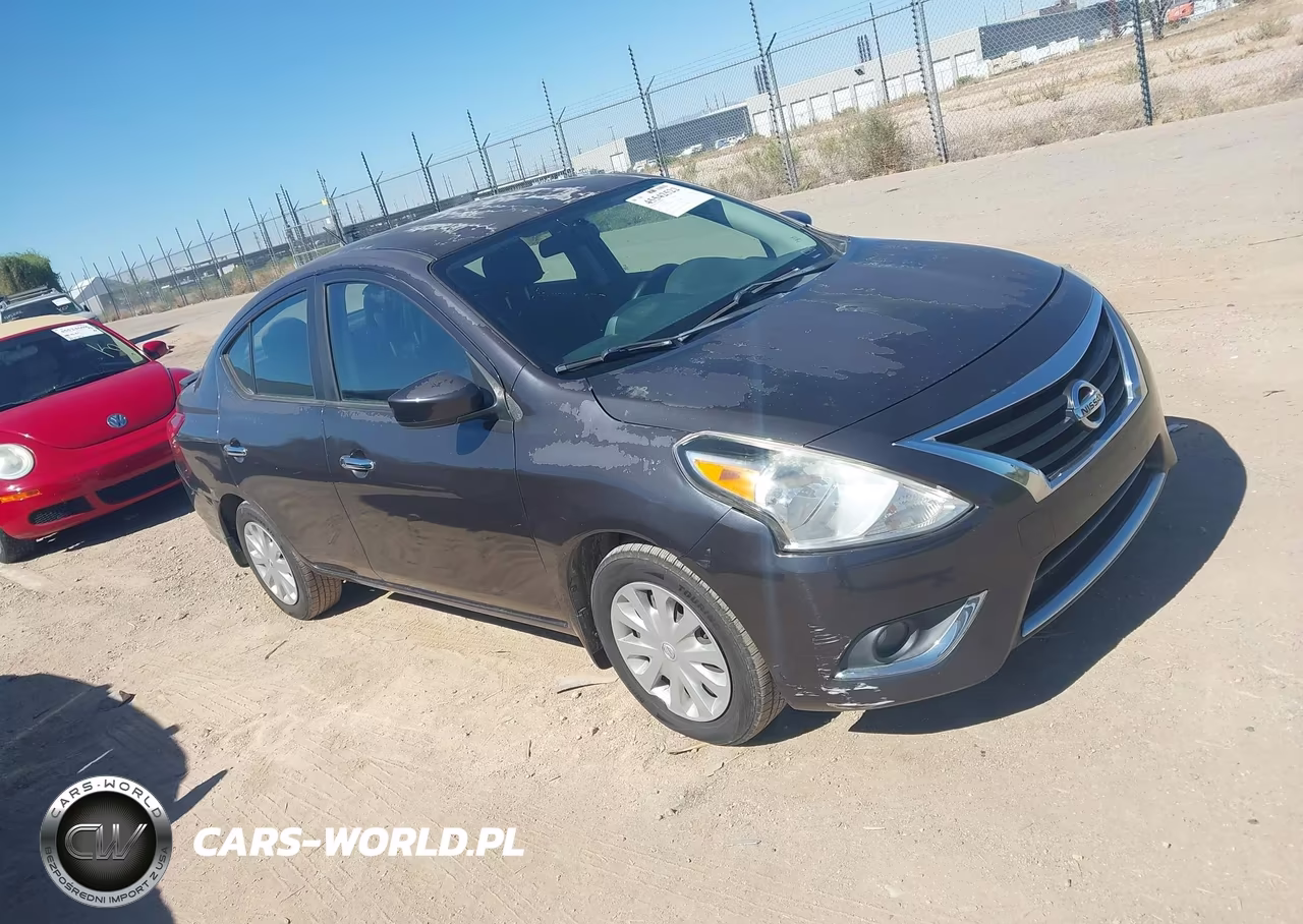 2015 Nissan Versa 1.6 Sv