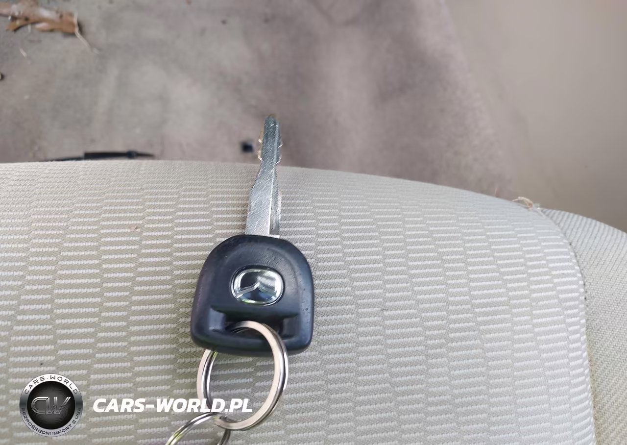 2007 Mazda Mazda3 I VIN:JM1BK12F471748135 - 11
