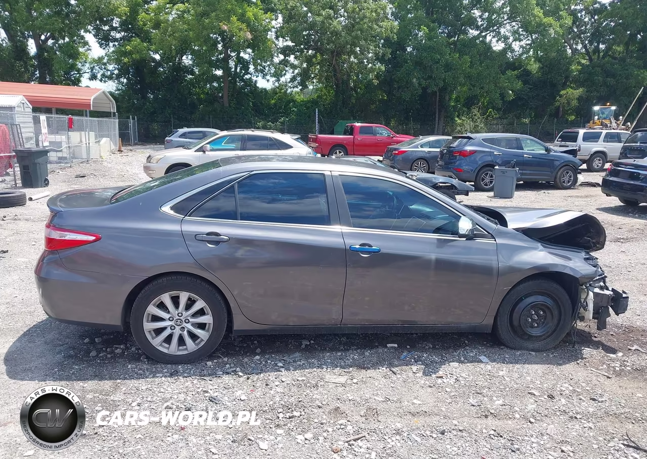 2016 Toyota Camry Se VIN:4T1BF1FK5GU226118 - 13