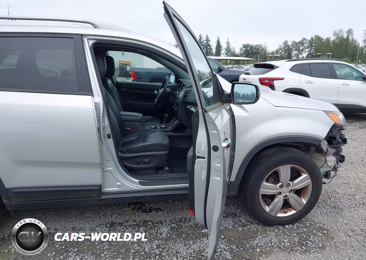 2012 Kia Sorento Ex V6 VIN:5XYKUDA26CG305649 - 5