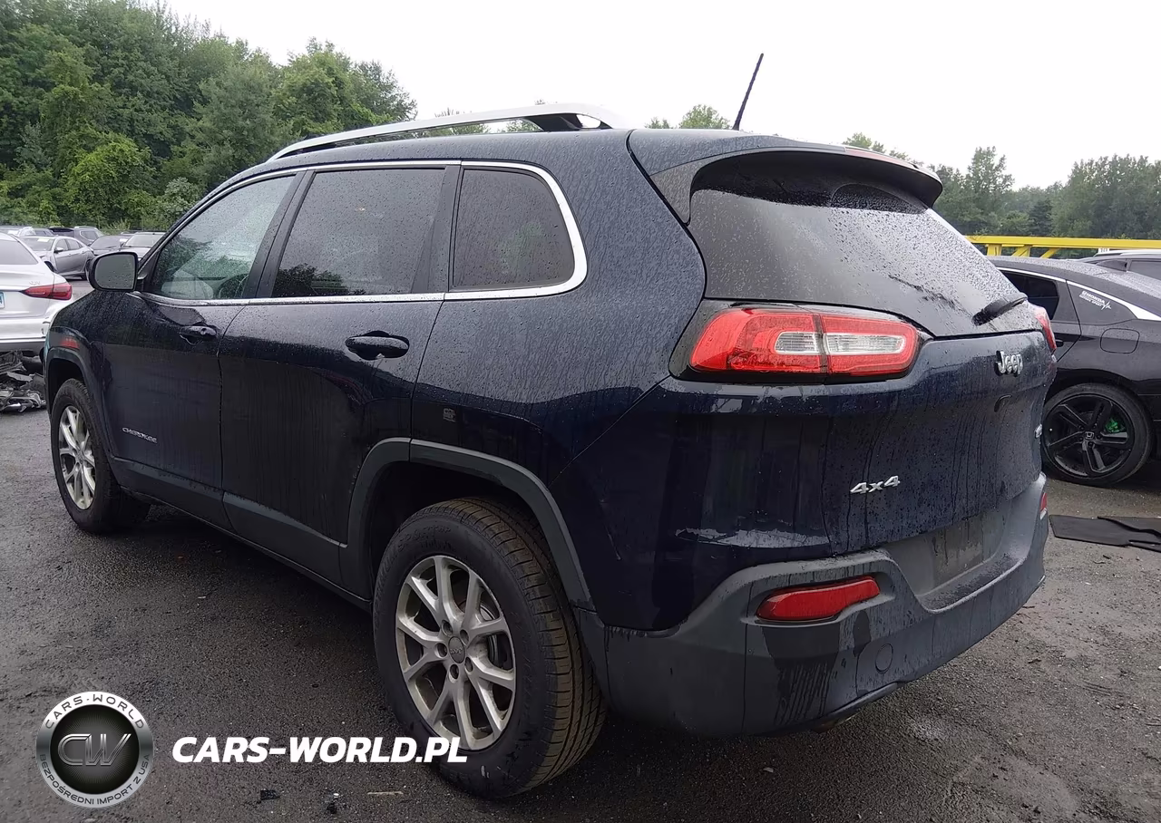 2016 Jeep Cherokee Latitude VIN:1C4PJMCB4GW338198 - 3