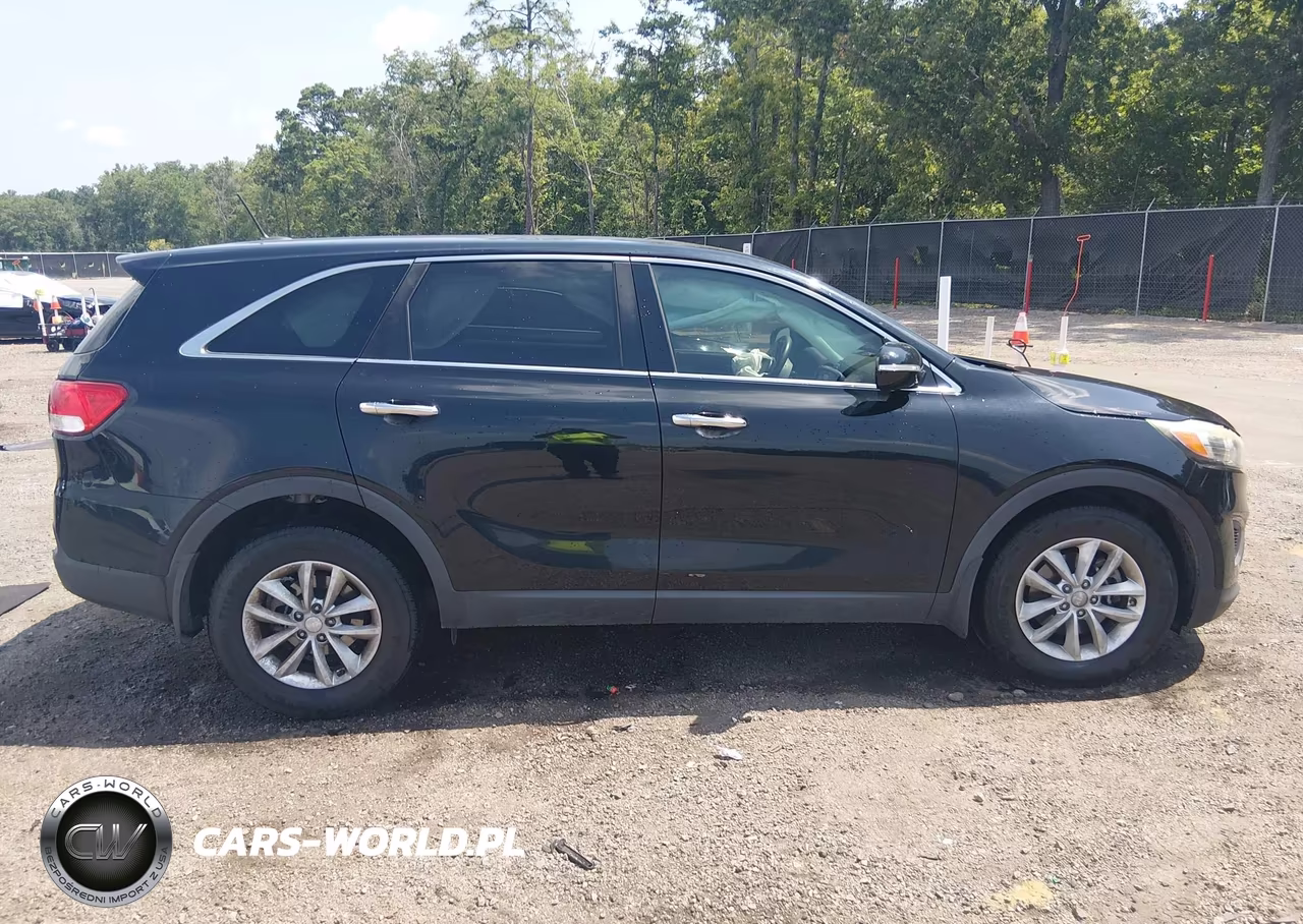 2018 Kia Sorento 2.4L L VIN:5XYPG4A33JG345478 - 13