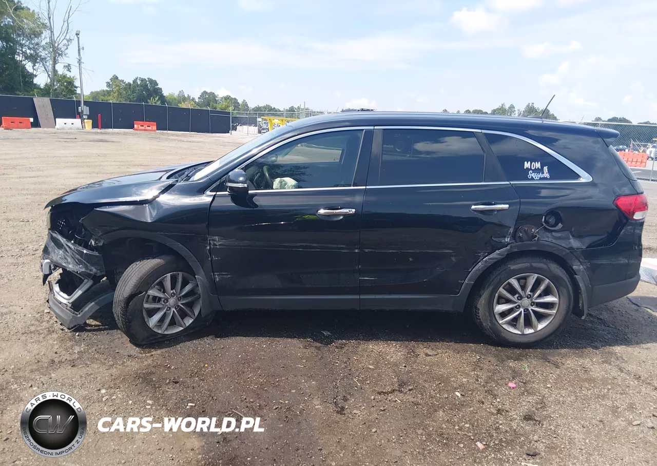 2018 Kia Sorento 2.4L L VIN:5XYPG4A33JG345478 - 14