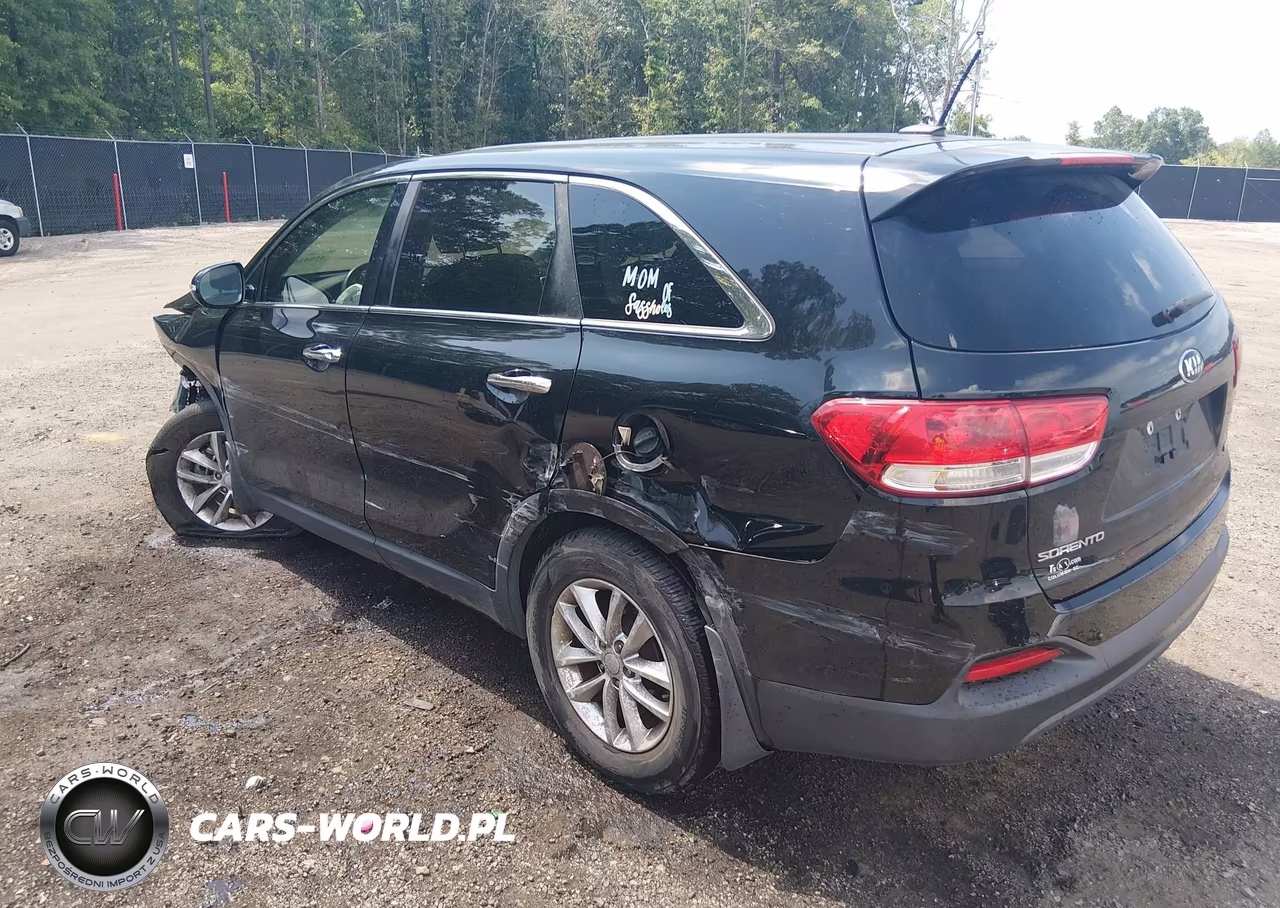 2018 Kia Sorento 2.4L L VIN:5XYPG4A33JG345478 - 3