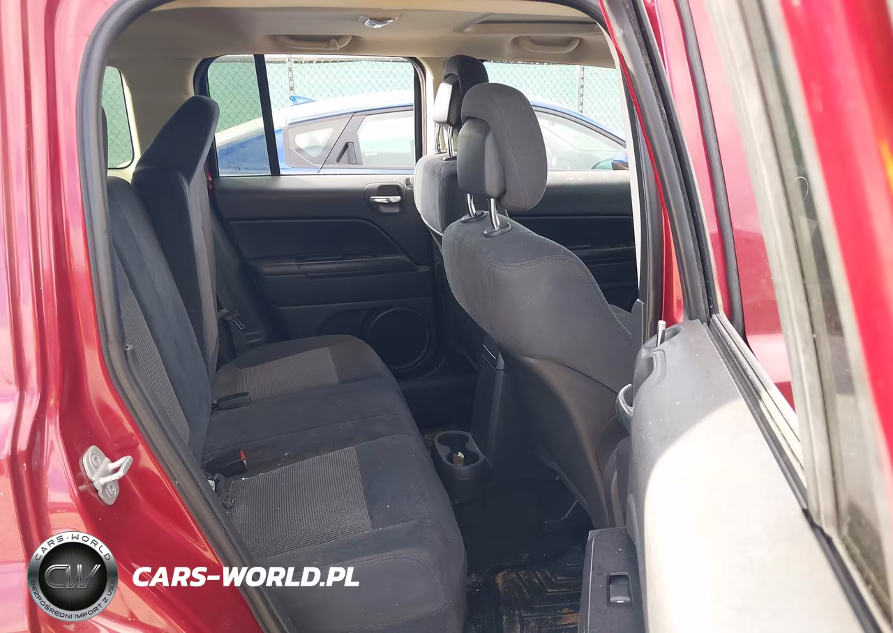 2013 Jeep Patriot Latitude VIN:1C4NJRFB4DD114730 - 8