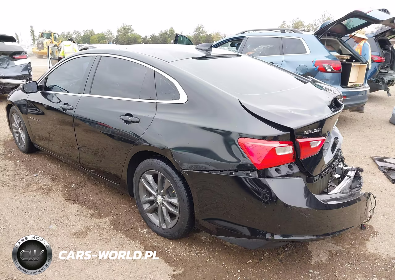 2018 Chevrolet Malibu Hybrid VIN:1G1ZF5SU6JF141620 - 3