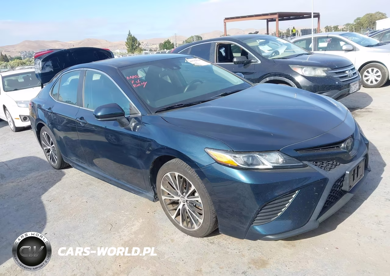 2019 Toyota Camry Se – zdjęcie 1 z 16