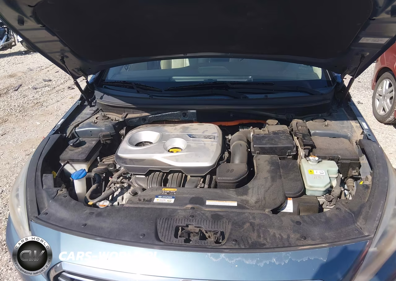 2016 Hyundai Sonata Hybrid Limited VIN:KMHE34L12GA008240 - 10