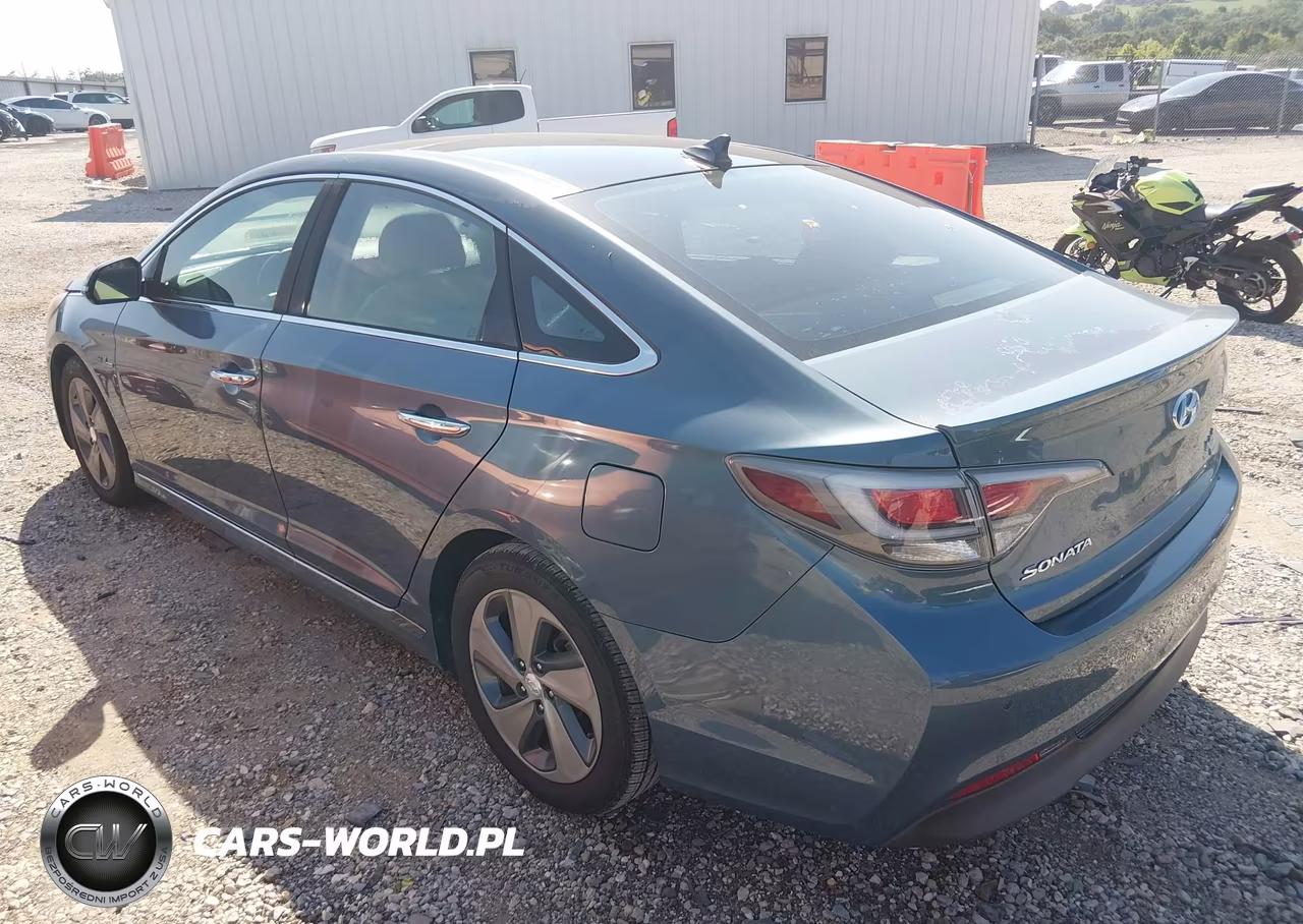 2016 Hyundai Sonata Hybrid Limited VIN:KMHE34L12GA008240 - 3