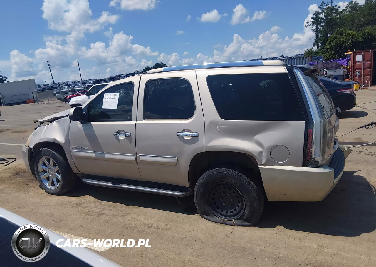 2007 GMC Yukon Denali Denali VIN:1GKFK638X7J306804 - 15