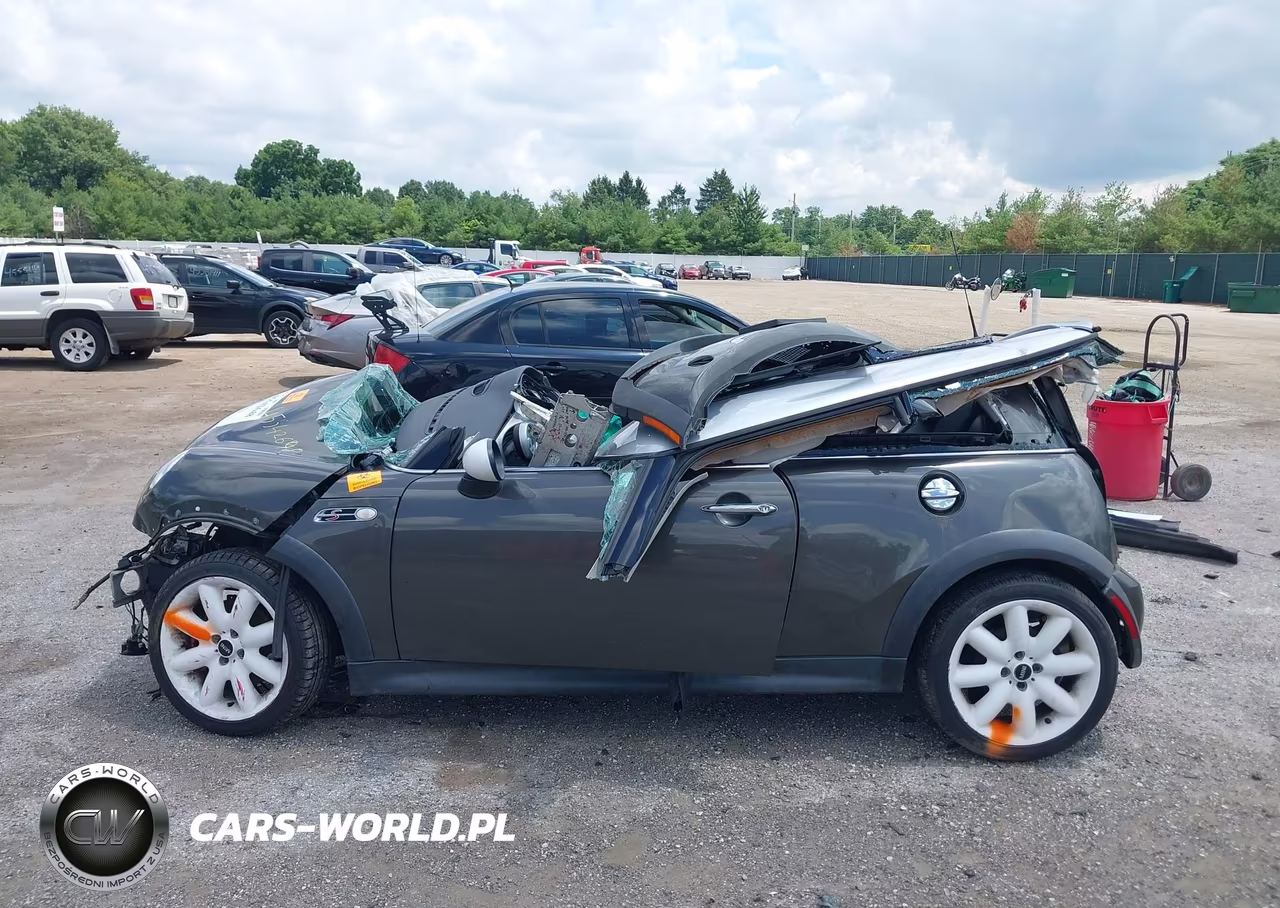 2006 Mini Cooper S VIN:WMWRE33556TJ39529 - 15