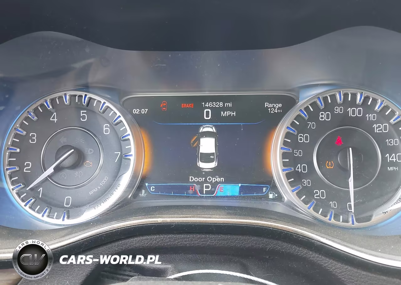 2015 Chrysler 200 C VIN:1C3CCCEG7FN512396 - 7