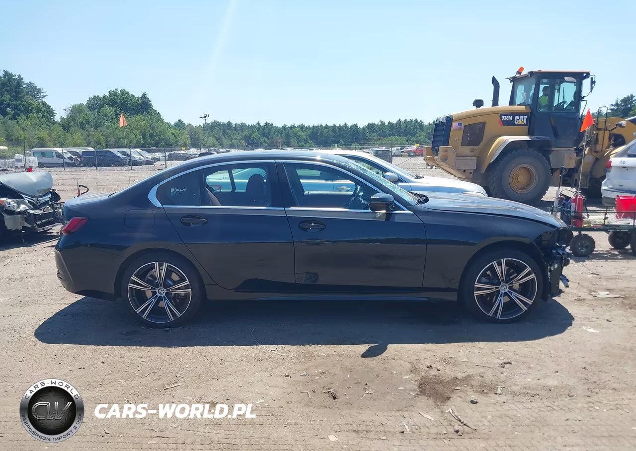 2024 BMW 330I xDrive VIN:3MW89FF09R8E03669 - 13