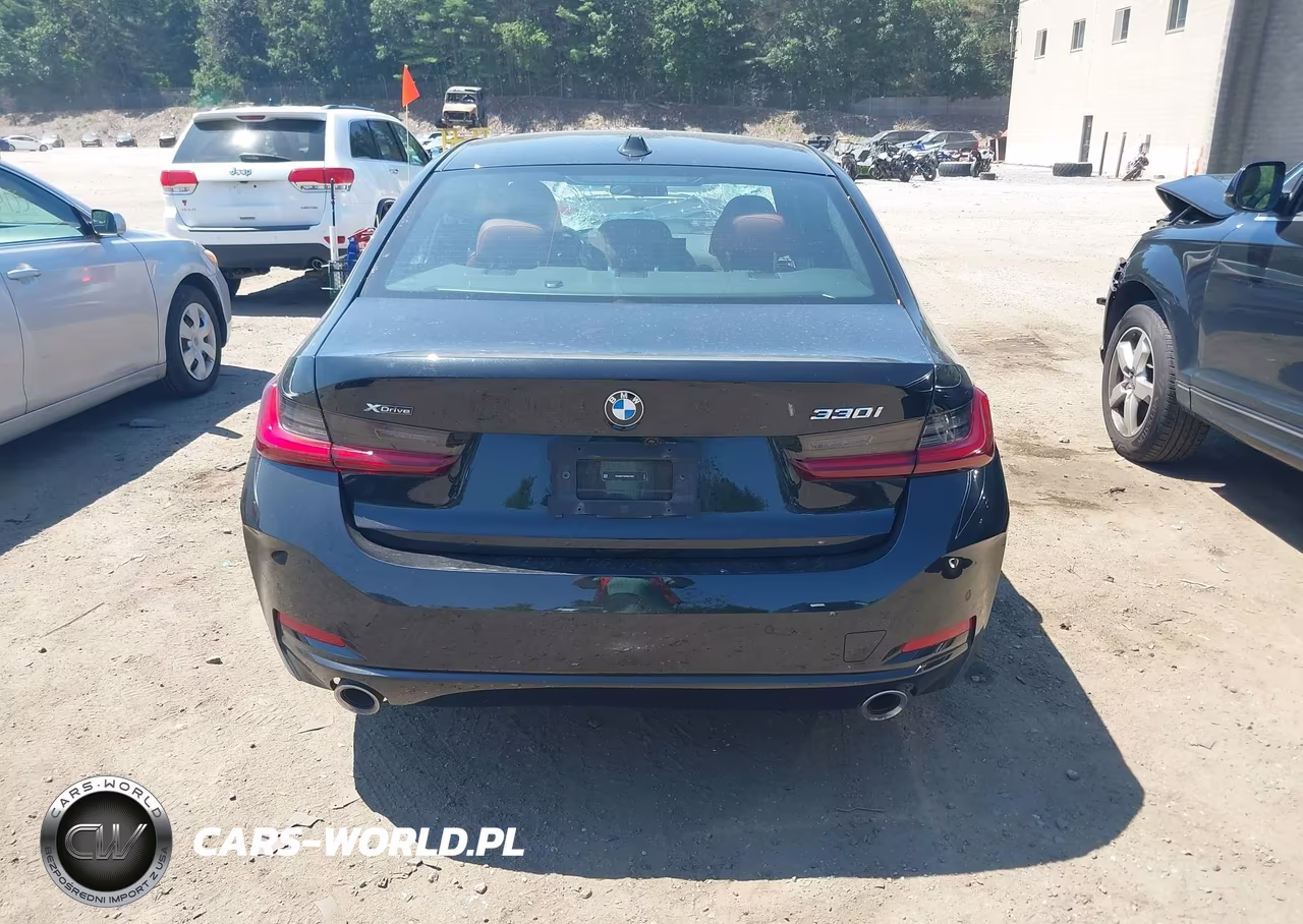 2024 BMW 330I xDrive VIN:3MW89FF09R8E03669 - 16