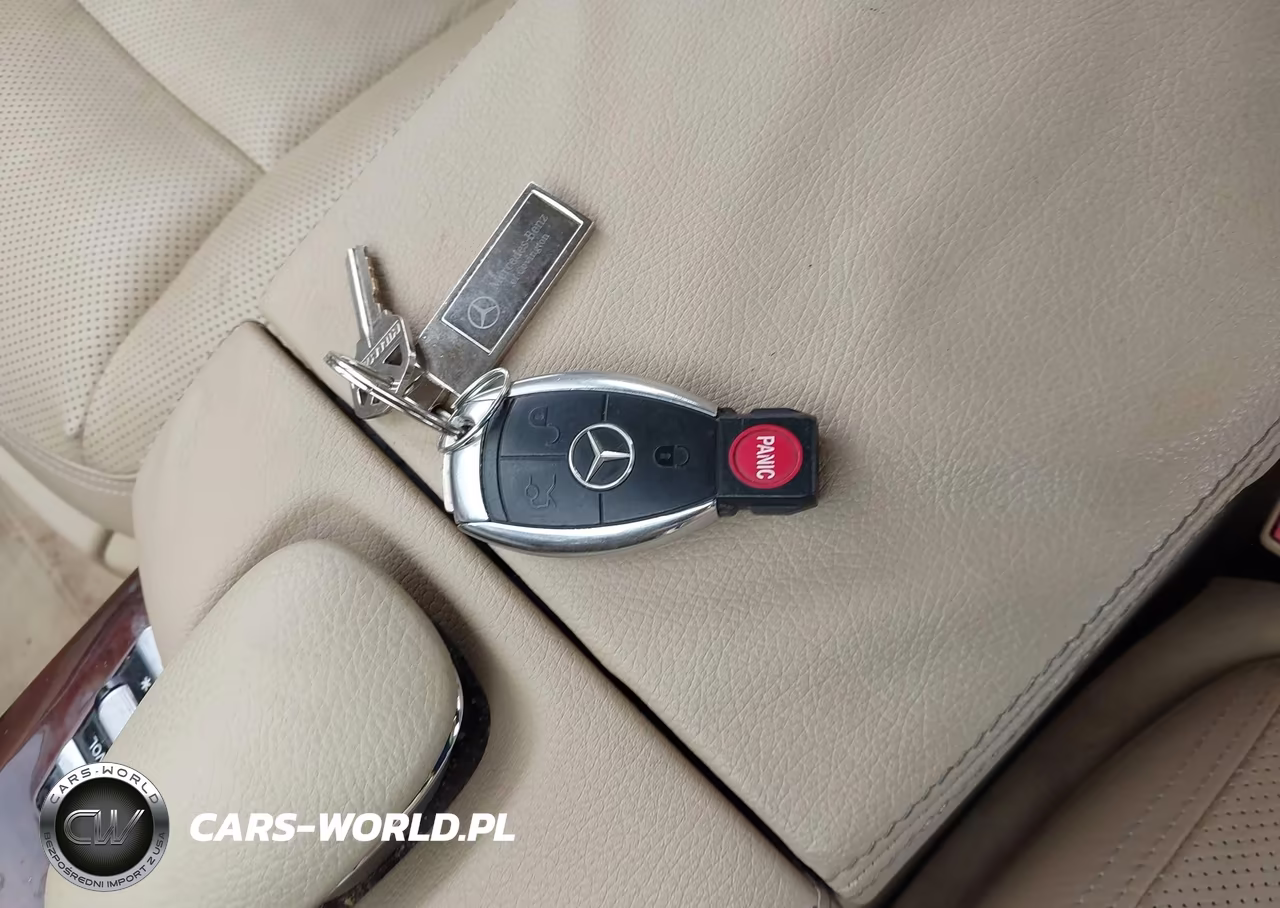 2010 Mercedes-Benz S 550 VIN:WDDNG7BB6AA314620 - 11