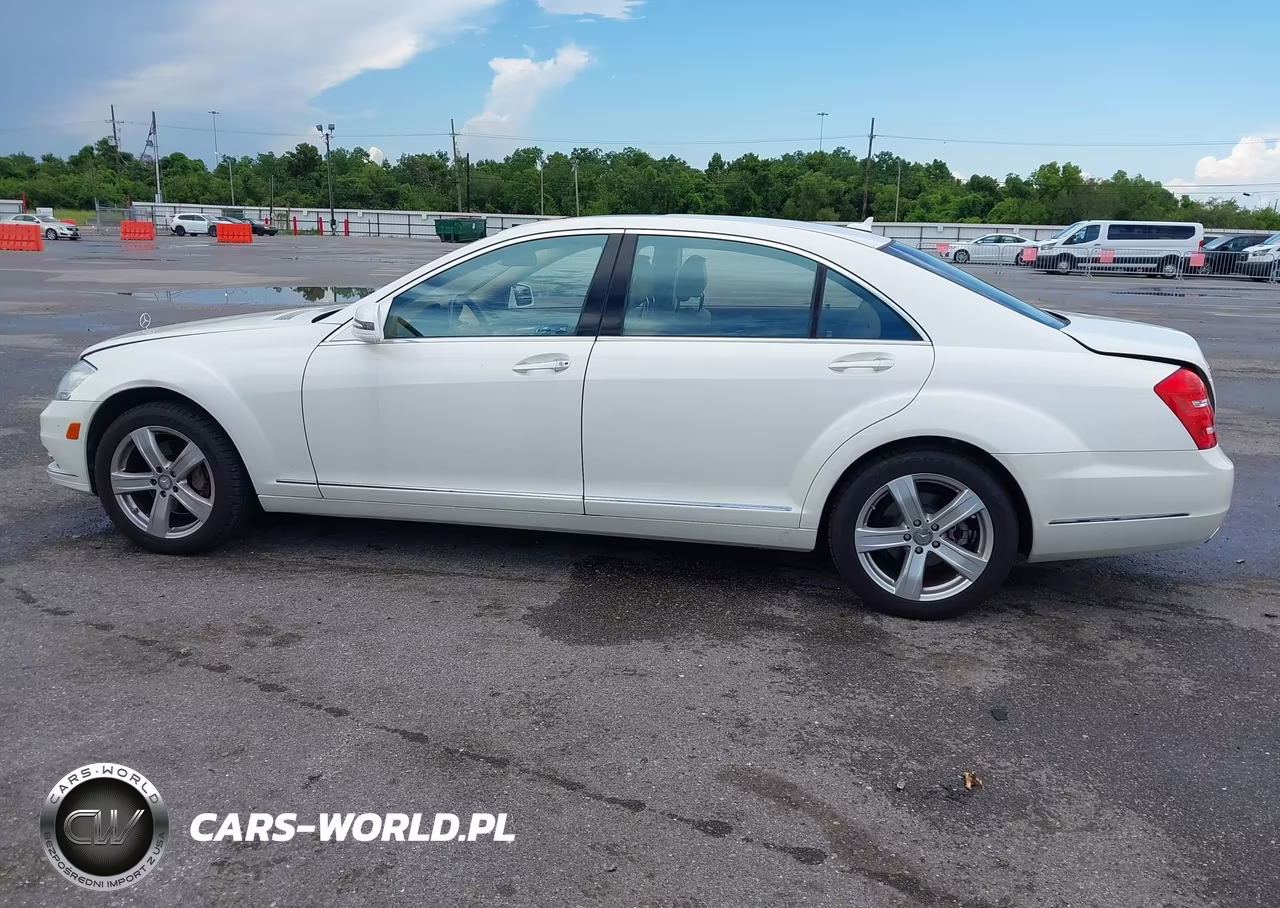 2010 Mercedes-Benz S 550 VIN:WDDNG7BB6AA314620 - 14