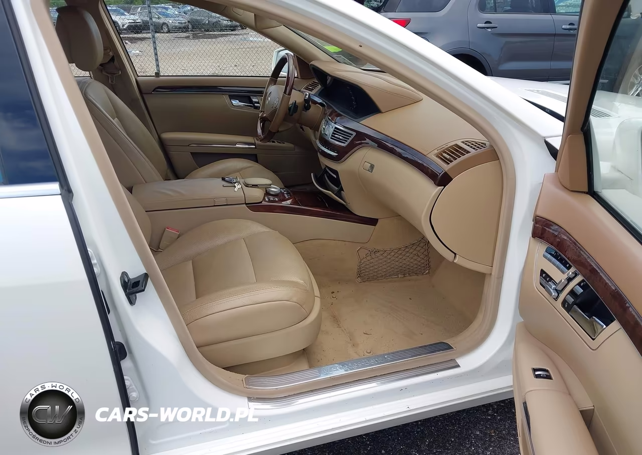 2010 Mercedes-Benz S 550 VIN:WDDNG7BB6AA314620 - 5