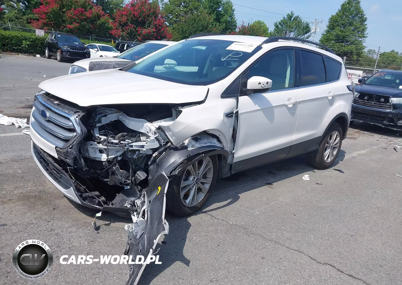 2017 FORD ESCAPE SE VIN:1FMCU0GD7HUB25975 - 2
