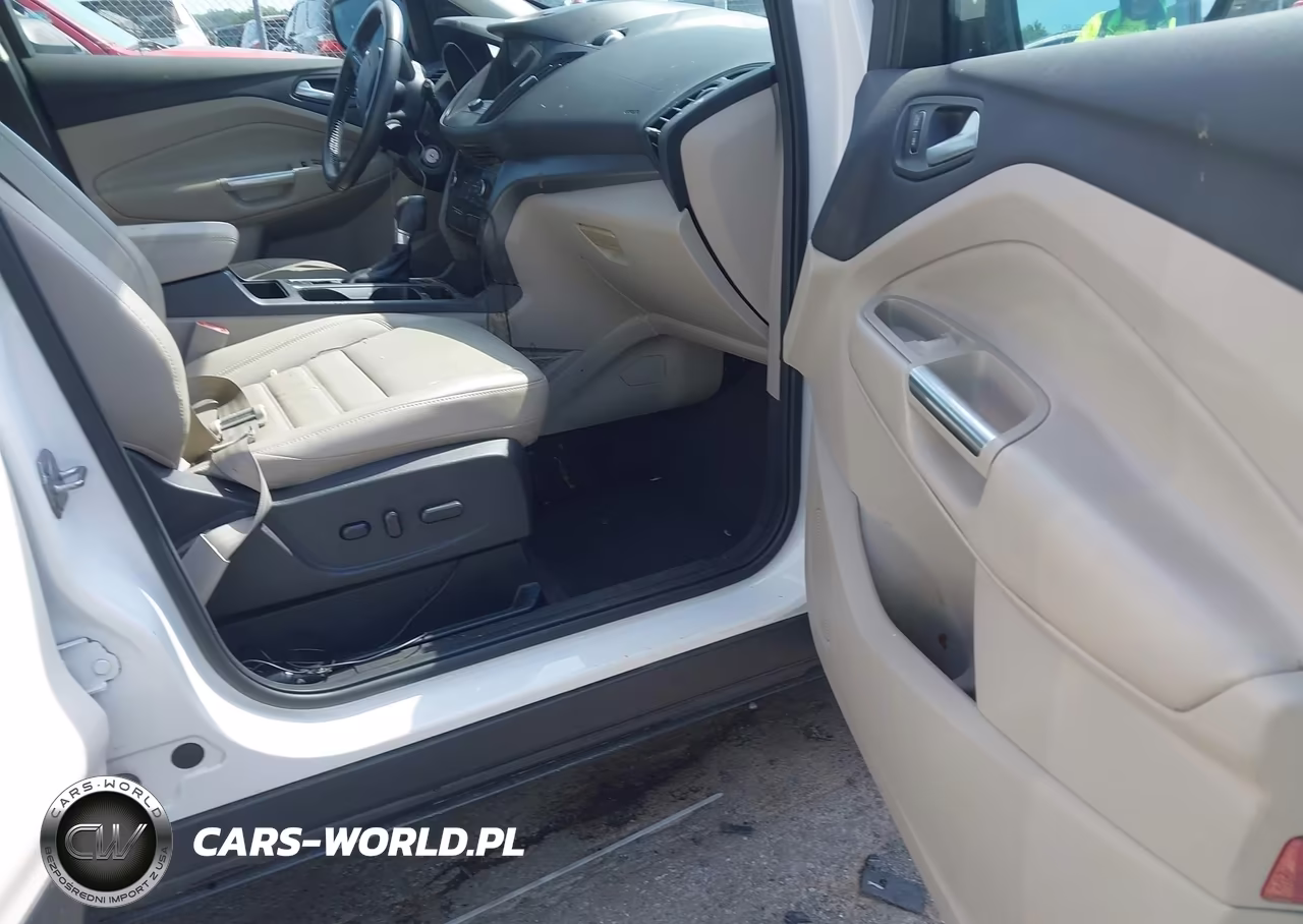 2017 FORD ESCAPE SE VIN:1FMCU0GD7HUB25975 - 5