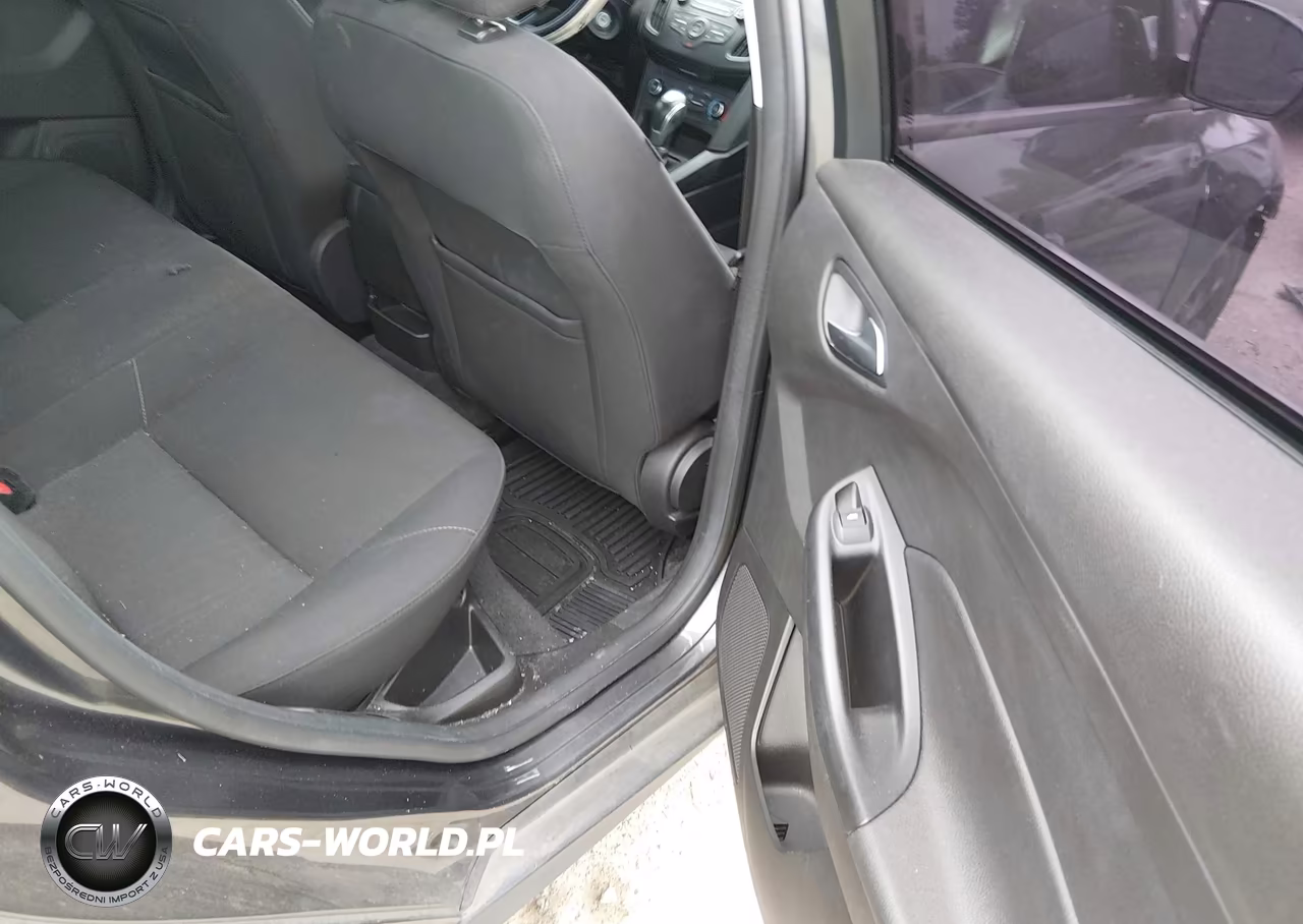 2016 Ford Focus Se VIN:1FADP3F29GL405344 - 8