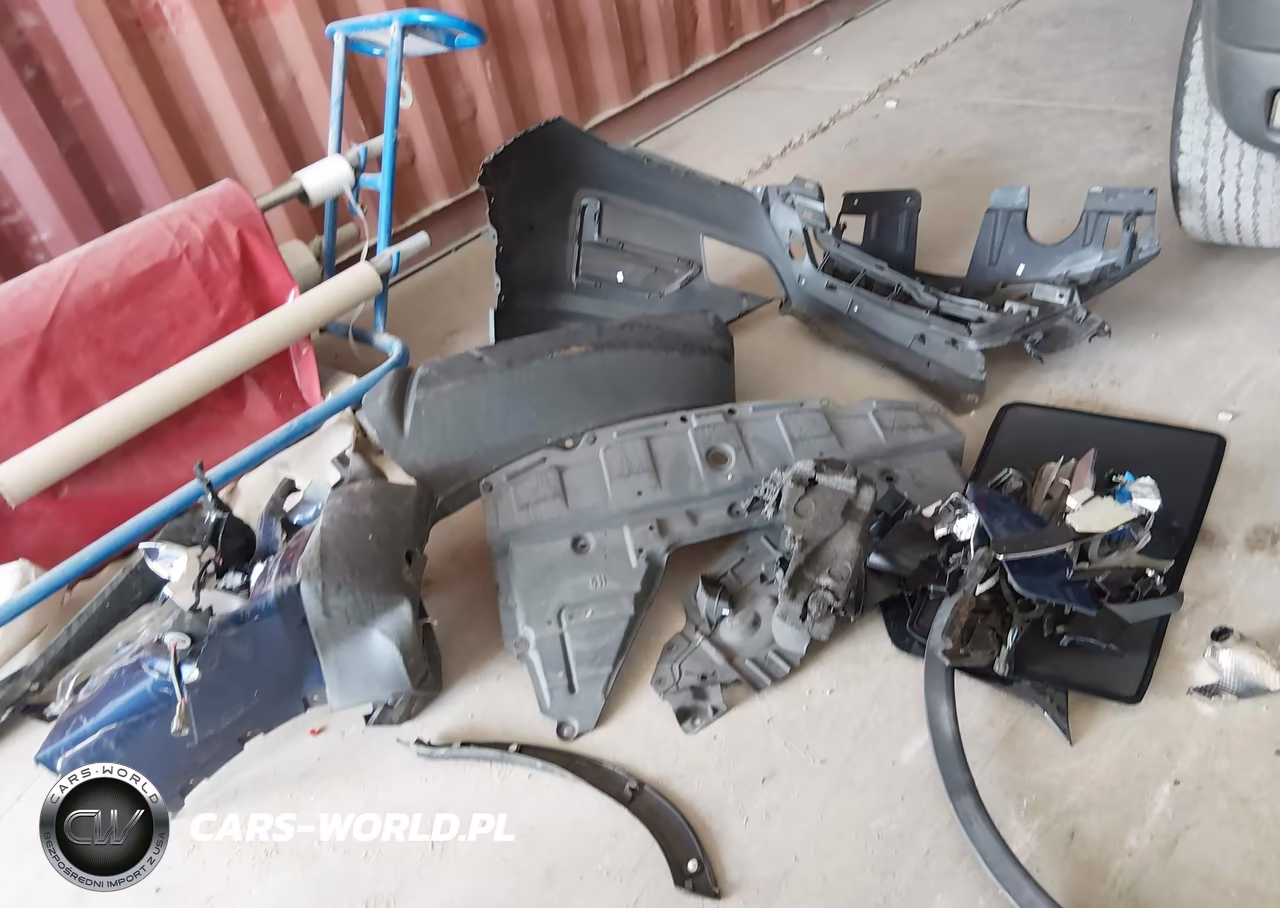 2017 Nissan Rogue S VIN:KNMAT2MT2HP598512 - 12