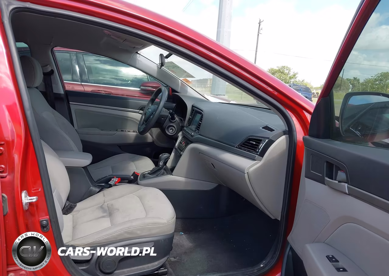 2018 Hyundai Elantra Sel VIN:5NPD84LF8JH214899 - 5