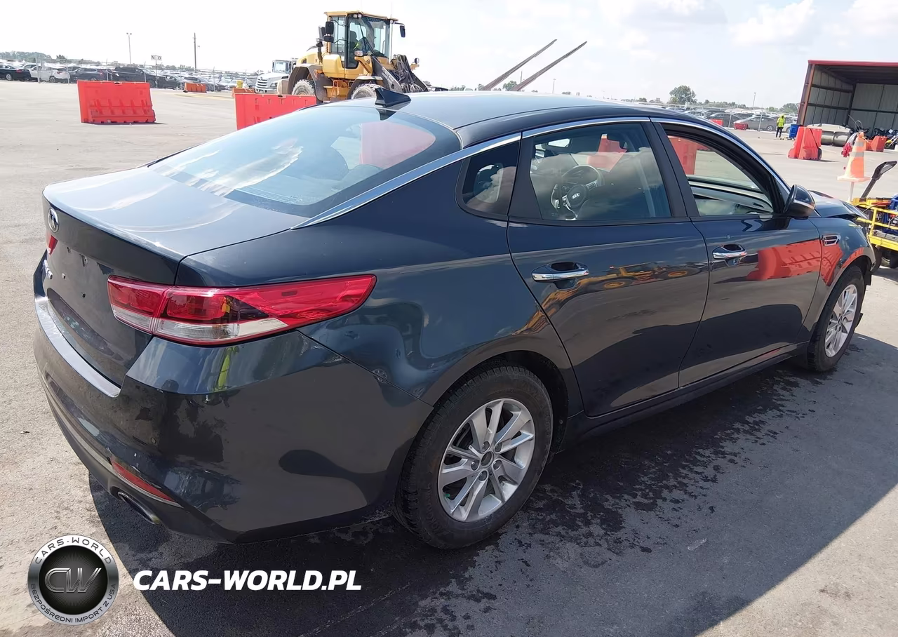 2018 Kia Optima Lx VIN:KNAGT4L35J5217032 - 4